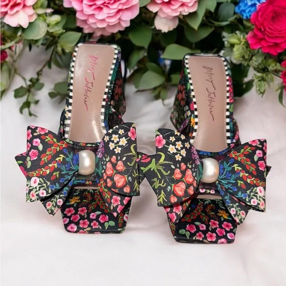 Betsey Johnson NWOT Floral Bow Platform Mule Heels Size 7.5 Statement Shoes - Picture 5 of 8